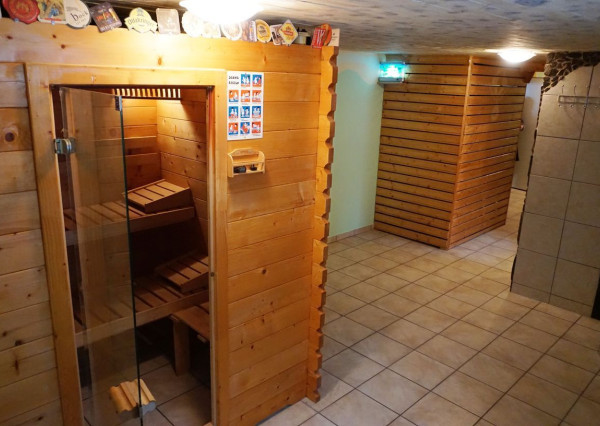 BE.LIVE COMPANY – NA PREDAJ – ORIGINÁLNY KANADSKÝ ZRUB – KRB, SAUNA - VEĽKORYSÝ POZEMOK PRI LESE - OBEC JAKUBOV 