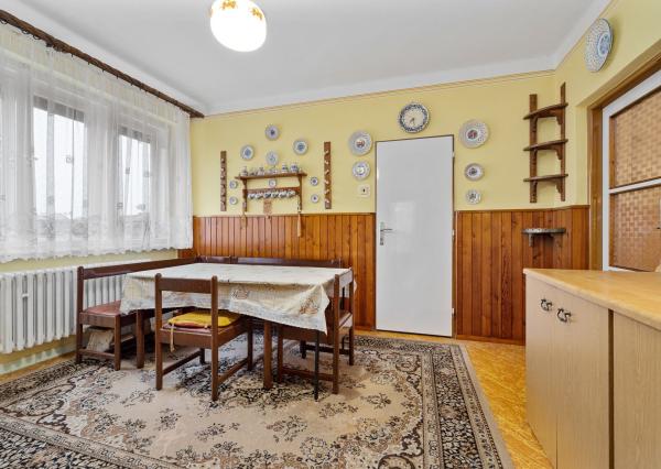 NA PREDAJ- STAVEBNÝ POZEMOK 2287m²- RODINNÝ DOM- VLKY- PRI TOMÁŠOVE 