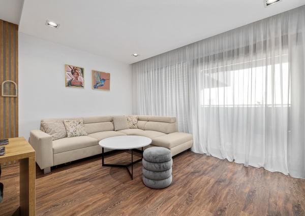 REZERVOVANÝ- BE.LIVE COMPANY – MODERNÝ 2-IZBOVÝ BYT - ARCHITEKTONICKÝ DIZAJN – S DVOMA BALKÓNMI – NOVOSTAVBA – TEHELNÉ POLE- BRATISLAVA 