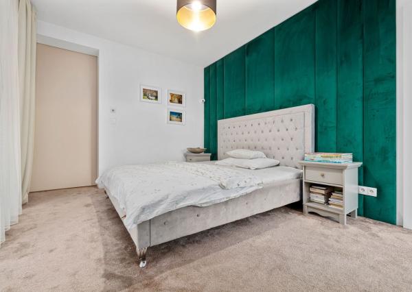 BE.LIVE COMPANY- PREDAJ- EXKLUZÍVNY- 5-IZBOVÝ DOM- VYSOKÉ STROPY- VEĽKÉ UĽANY