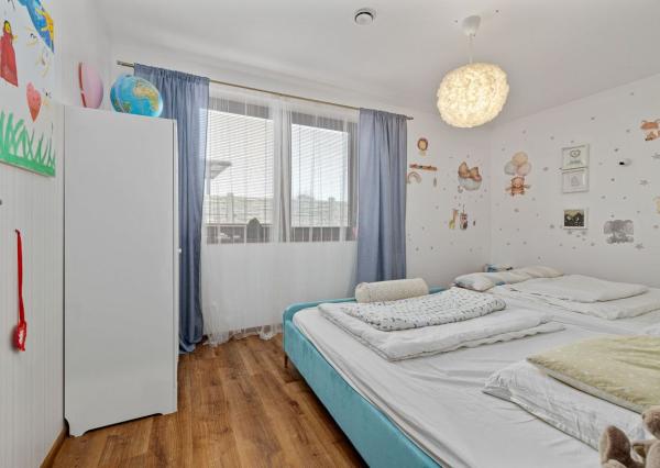 BE.LIVE COMPANY- PREDAJ- EXKLUZÍVNY- 5-IZBOVÝ DOM- VYSOKÉ STROPY- VEĽKÉ UĽANY