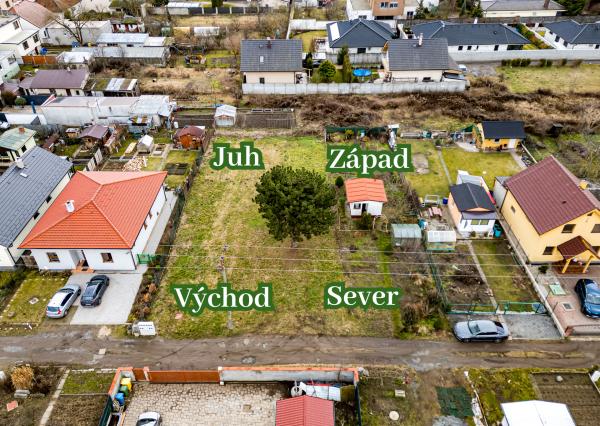 BE.LIVE COMPANY- PREDAJ- SLNEČNÝ- STAVEBNÝ POZEMOK - TICHÁ LOKALITA - BLÍZKO CENTRA - MALACKY