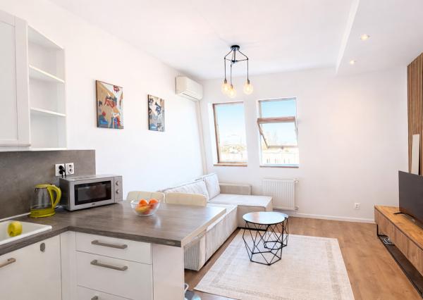 BE.LIVE COMPANY- NA PRENÁJOM – MODERNÝ 2-IZBOVÝ BYT- KLIMATIZÁCIA-INTERNET V CENE- RUŽINOV