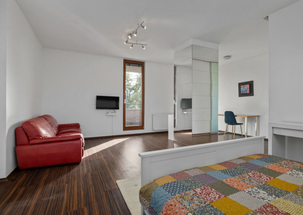 BE.LIVE COMPANY- PREDAJ- 5- IZBOVÝ- DOM- KARLOVA VES