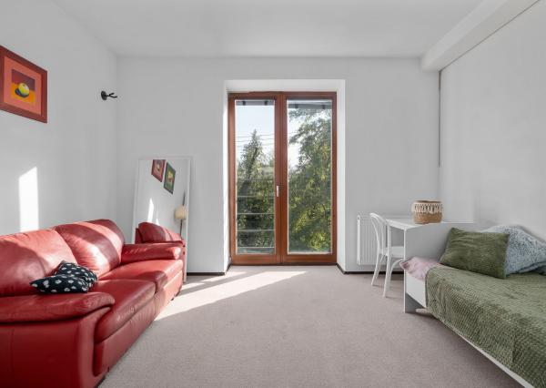 BE.LIVE COMPANY- PREDAJ- 5- IZBOVÝ- DOM- KARLOVA VES