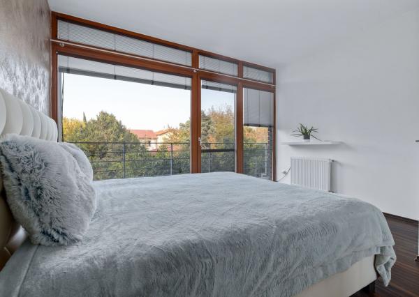 BE.LIVE COMPANY- PREDAJ- 5- IZBOVÝ- DOM- KARLOVA VES