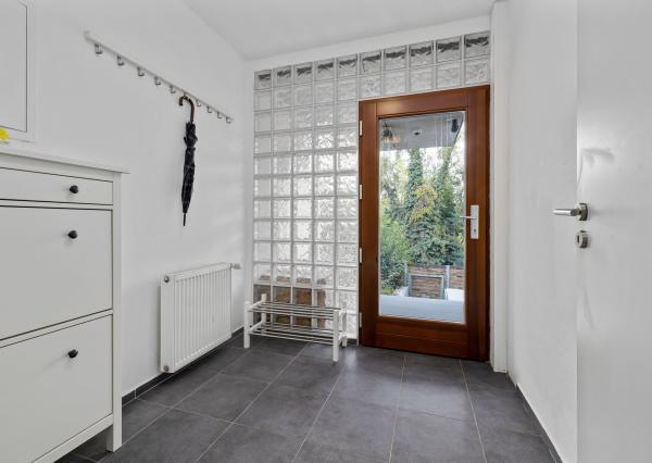 BE.LIVE COMPANY- PREDAJ- 5- IZBOVÝ- DOM- KARLOVA VES