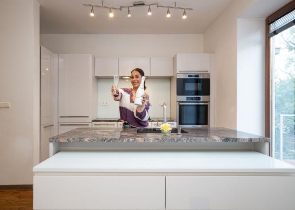 BE.LIVE COMPANY- PREDAJ- 5- IZBOVÝ- DOM- KARLOVA VES