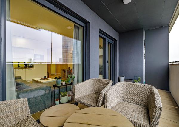 BE.LIVE COMPANY | NA PREDAJ | ŠTÝLOVÝ 1-IZBOVÝ BYT | ZARIADENÝ NA MIERU | BALKÓN | KOBKA V CENE | TEHELNÉ POLE - BAJKALSKÁ