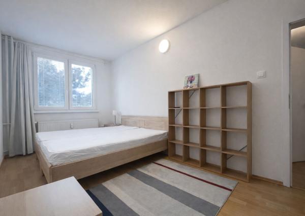 BE.LIVE COMPANY- PRENÁJOM- 2-IZBOVÝ BYT- RUŽINOV- REZEDOVÁ ULICA- PRI OC RETRO 