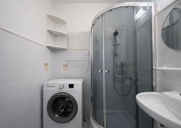 BE.LIVE COMPANY- PRENÁJOM- 2-IZBOVÝ BYT- RUŽINOV- REZEDOVÁ ULICA- PRI OC RETRO 