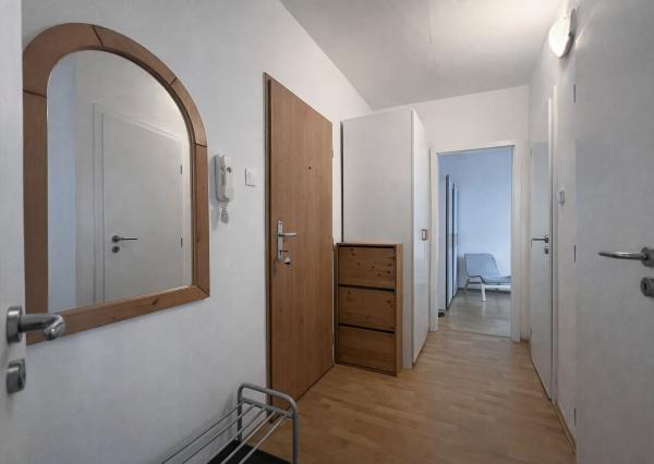 BE.LIVE COMPANY- PRENÁJOM- 2-IZBOVÝ BYT- RUŽINOV- REZEDOVÁ ULICA- PRI OC RETRO 