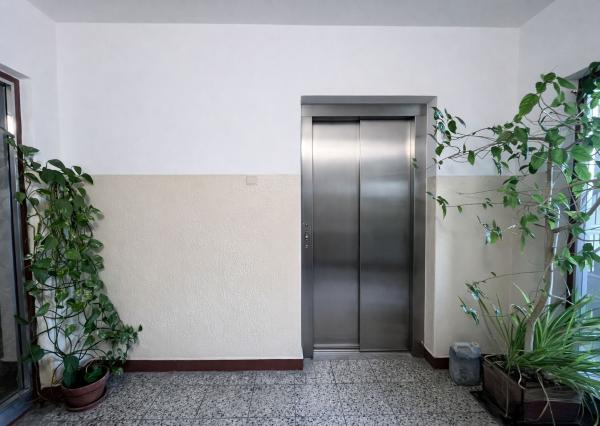 BE.LIVE COMPANY- PRENÁJOM- 2-IZBOVÝ BYT- RUŽINOV- REZEDOVÁ ULICA- PRI OC RETRO 