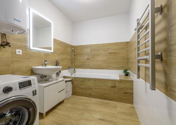 BE.LIVE COMPANY- PREDAJ- 2- IZBOVÝ- DIZAJNOVÝ- BYT-KLIMATIZÁCIA- PARKOVACIE STÁTIA-NOVÁ DEDINKA