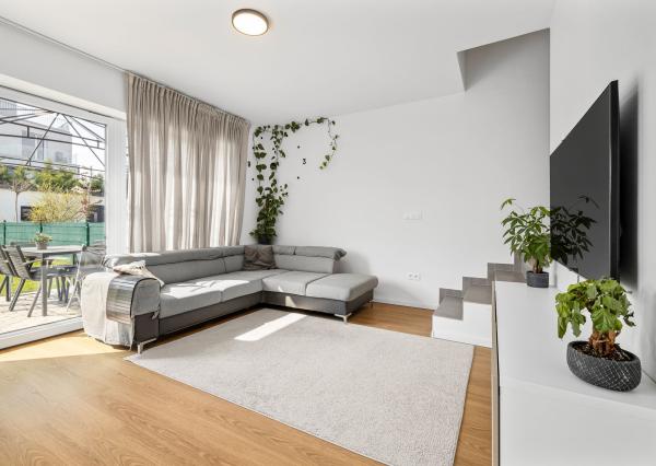 BE.LIVE COMPANY- PREDAJ- RODINNÝ DOM- TERASA- ZÁHRADA- MALINOVO- TRI VODY 