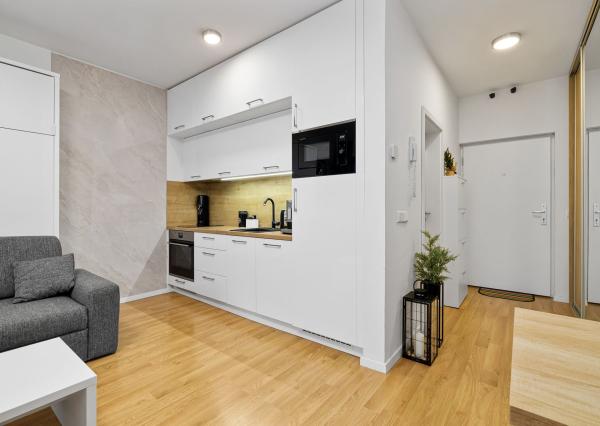 BE.LIVE COMPANY | NA PREDAJ | ŠTÝLOVÝ 1-IZBOVÝ BYT | ZARIADENÝ NA MIERU | BALKÓN | KOBKA V CENE | TEHELNÉ POLE - BAJKALSKÁ