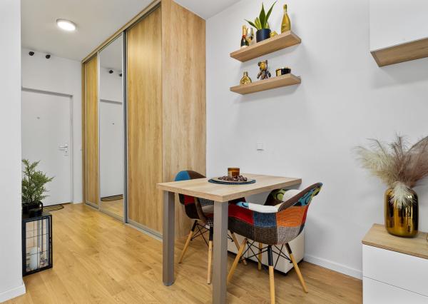 BE.LIVE COMPANY | NA PREDAJ | ŠTÝLOVÝ 1-IZBOVÝ BYT | ZARIADENÝ NA MIERU | BALKÓN | KOBKA V CENE | TEHELNÉ POLE - BAJKALSKÁ