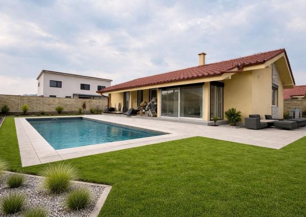 BE.LIVE COMPANY- PREDAJ- ŠTÝLOVÝ- 4-IZBOVÝ- BUNGALOV- BAZÉN– MILOSLAVOV