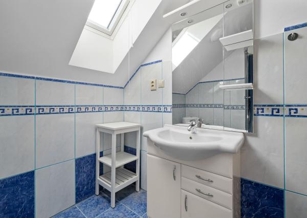 BE.LIVE COMPANY- PREDAJ- 4-IZBOVÝ- RODINNÝ DOM- GARÁŽ- VÍRIVKA- VEĽKÝ POZEMOK- TUREŇ- SENEC 