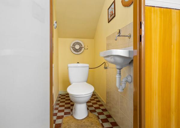 BE.LIVE COMPANY- PREDAJ- RODINNÝ DOM- VEĽKÝ POZEMOK- 2287m2- VLKY- PRI TOMÁŠOVE- SENEC 