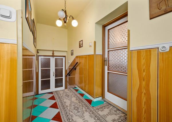 BE.LIVE COMPANY- PREDAJ- RODINNÝ DOM- VEĽKÝ POZEMOK- 2287m2- VLKY- PRI TOMÁŠOVE- SENEC 