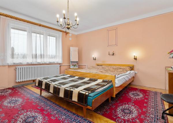 BE.LIVE COMPANY- PREDAJ- RODINNÝ DOM- VEĽKÝ POZEMOK- 2287m2- VLKY- PRI TOMÁŠOVE- SENEC 