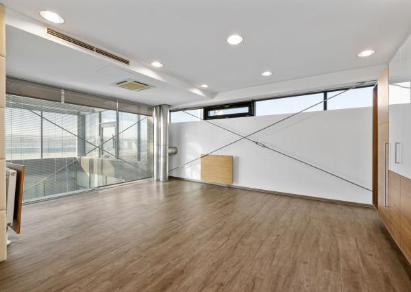 BE.LIVE COMPANY– PRENÁJOM– ADMINISTRATÍVNA BUDOVA– SHOWROOM- KANCELÁRIE- NOVOZÁMOCKÁ, NITRA