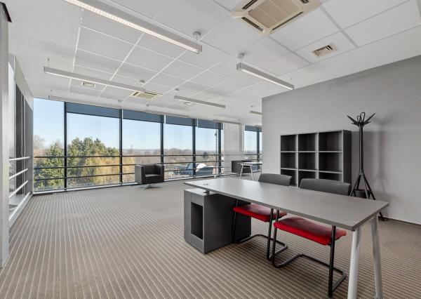 BE.LIVE COMPANY– PRENÁJOM– ADMINISTRATÍVNA BUDOVA– SHOWROOM- KANCELÁRIE- NOVOZÁMOCKÁ, NITRA