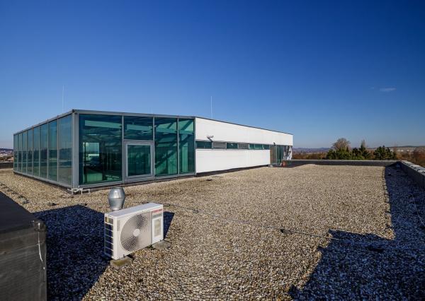 BE.LIVE COMPANY– PRENÁJOM– ADMINISTRATÍVNA BUDOVA– SHOWROOM- KANCELÁRIE- NOVOZÁMOCKÁ, NITRA