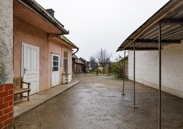 BE.LIVE COMPANY- PREDAJ- RODINNÝ DOM- VÝNIMOČNE VEĽKÝ POZEMOK- GARÁŽ- ZÁHRADA- VLKY- TOMÁŠOV- SENEC