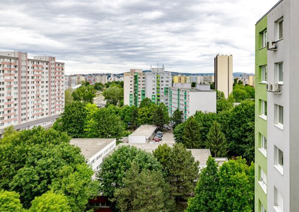 BE.LIVE COMPANY- PREDAJ- 4- IZBOVÝ – TOPOLČIANSKA- PETRŽALKA