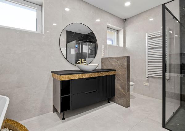 BE.LIVE COMPANY- PREDAJ- 4-IZBOVÝ MODERNÝ BUNGALOV S BAZÉNOM- MILOSLAVOV