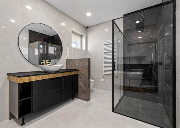 BE.LIVE COMPANY- PREDAJ- 4-IZBOVÝ MODERNÝ BUNGALOV S BAZÉNOM- MILOSLAVOV