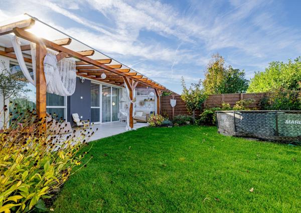 BE.LIVE COMPANY– PREDAJ– RODINNÝ DOM SO ZÁHRADOU– 2 PARKOVACIE STÁTIA- IDEÁLNA ALTERNATÍVA K BYTU– HRUBÁ BORŠA