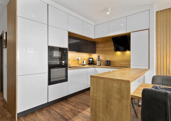 REZERVOVANÝ- BE.LIVE COMPANY – MODERNÝ 2-IZBOVÝ BYT - ARCHITEKTONICKÝ DIZAJN – S DVOMA BALKÓNMI – NOVOSTAVBA – TEHELNÉ POLE- BRATISLAVA 