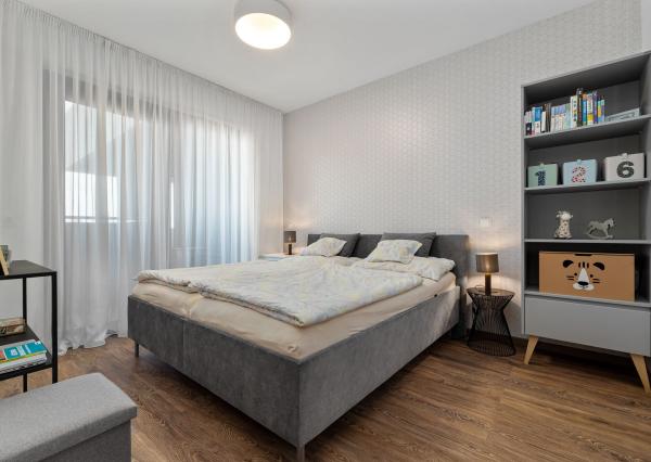 REZERVOVANÝ- BE.LIVE COMPANY – MODERNÝ 2-IZBOVÝ BYT - ARCHITEKTONICKÝ DIZAJN – S DVOMA BALKÓNMI – NOVOSTAVBA – TEHELNÉ POLE- BRATISLAVA 