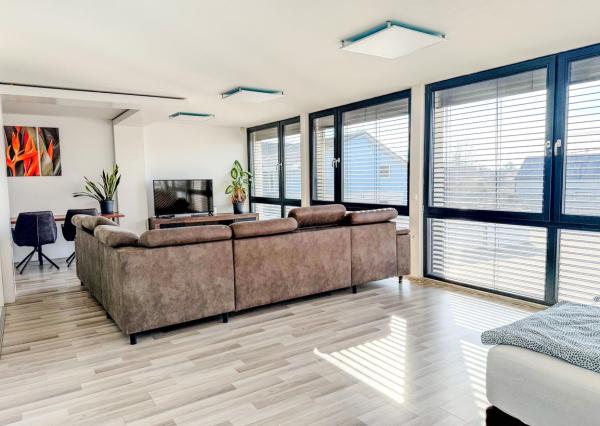 BE.LIVE COMPANY- PRENÁJOM- 1000m2- KOMERČNÝ PRIESTOR- RUŽINOV
