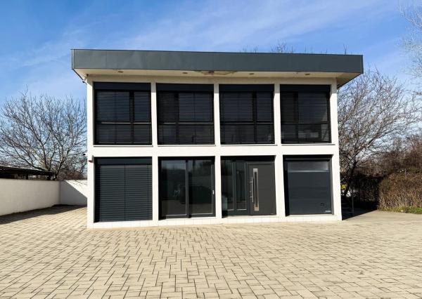 BE.LIVE COMPANY- PRENÁJOM- 1000m2- KOMERČNÝ PRIESTOR- RUŽINOV