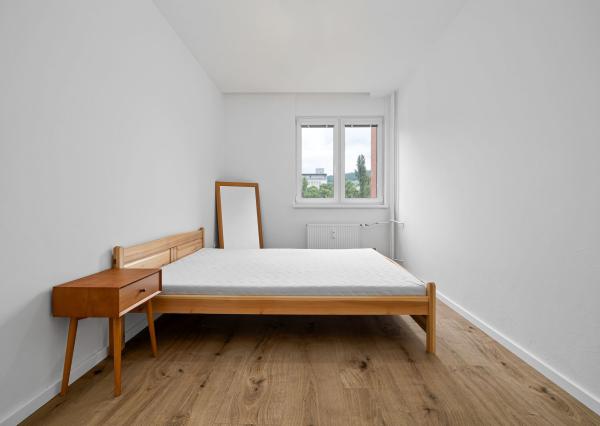 BE.LIVE COMPANY- NA PREDAJ- 3- IZBOVÝ BYT- KOMPLETNÁ REKONŠTRUKCIA- LOGGIA- PIVNIČNÁ KOBKA- NOBELOVA ULICA- BRATISLAVA