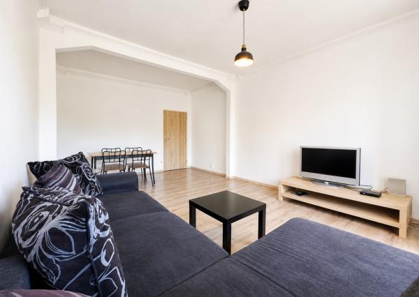 BE.LIVE COMPANY– NA PREDAJ– 2,5-IZBOVÝ BYT -LOGGIA - PIVNICA – BRATISLAVA NOVÉ MESTO - ČESKOSLOVENSKÝCH PARAŠUTISTOV