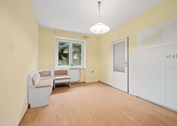 BE.LIVE COMPANY – NA PREDAJ – VEĽKORYSÝ RODINNÝ DOM S PRÍSTAVBOU – ZÁHORSKÁ BYSTRICA – DONSKÁ ULICA