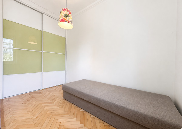 BE.LIVE COMPANY– NA PREDAJ– 2,5-IZBOVÝ BYT -LOGGIA - PIVNICA – BRATISLAVA NOVÉ MESTO - ČESKOSLOVENSKÝCH PARAŠUTISTOV
