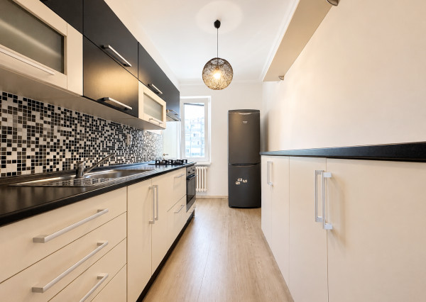 BE.LIVE COMPANY– NA PREDAJ– 2,5-IZBOVÝ BYT -LOGGIA - PIVNICA – BRATISLAVA NOVÉ MESTO - ČESKOSLOVENSKÝCH PARAŠUTISTOV