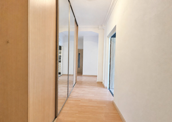 BE.LIVE COMPANY– NA PREDAJ– 2,5-IZBOVÝ BYT -LOGGIA - PIVNICA – BRATISLAVA NOVÉ MESTO - ČESKOSLOVENSKÝCH PARAŠUTISTOV