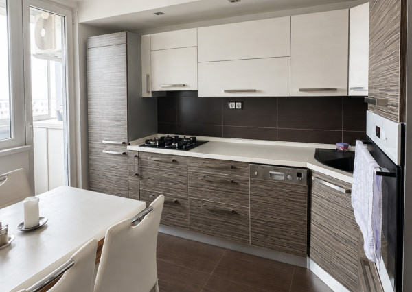 OFF PONUKA – NA PREDAJ – PRIESTRANNÝ 3-IZBOVÝ BYT – 69 m² + LODŽIA – KLIMATIZÁCIA – BUDATÍNSKA – PETRŽALKA