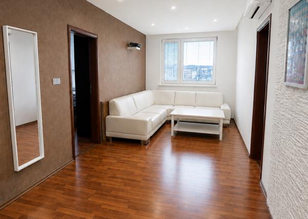 OFF PONUKA – NA PREDAJ – PRIESTRANNÝ 3-IZBOVÝ BYT – 69 m² + LODŽIA – KLIMATIZÁCIA – BUDATÍNSKA – PETRŽALKA