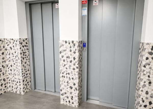 OFF PONUKA – NA PREDAJ – PRIESTRANNÝ 3-IZBOVÝ BYT – 69 m² + LODŽIA – KLIMATIZÁCIA – BUDATÍNSKA – PETRŽALKA