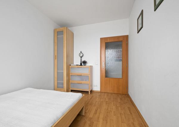 PREDANÝ- BE.LIVE COMPANY- NA PREDAJ- 3-IZBOVÝ BYT- LOGGIA- PIVNIČNÁ KOBKA- VO VYHĽADÁVANOM PROJEKTE OCTOPUS HABITAT- RUŽINOV- MRAZIARENSKÁ