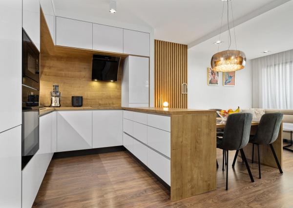 PREDANÝ - BE.LIVE COMPANY- MODERNÝ 2-IZBOVÝ BYT - ARCHITEKTONICKÝ DIZAJN – S DVOMA BALKÓNMI – NOVOSTAVBA – TEHELNÉ POLE- BRATISLAVA