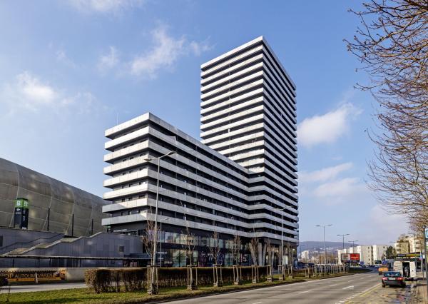 PREDANÝ - BE.LIVE COMPANY- MODERNÝ 2-IZBOVÝ BYT - ARCHITEKTONICKÝ DIZAJN – S DVOMA BALKÓNMI – NOVOSTAVBA – TEHELNÉ POLE- BRATISLAVA